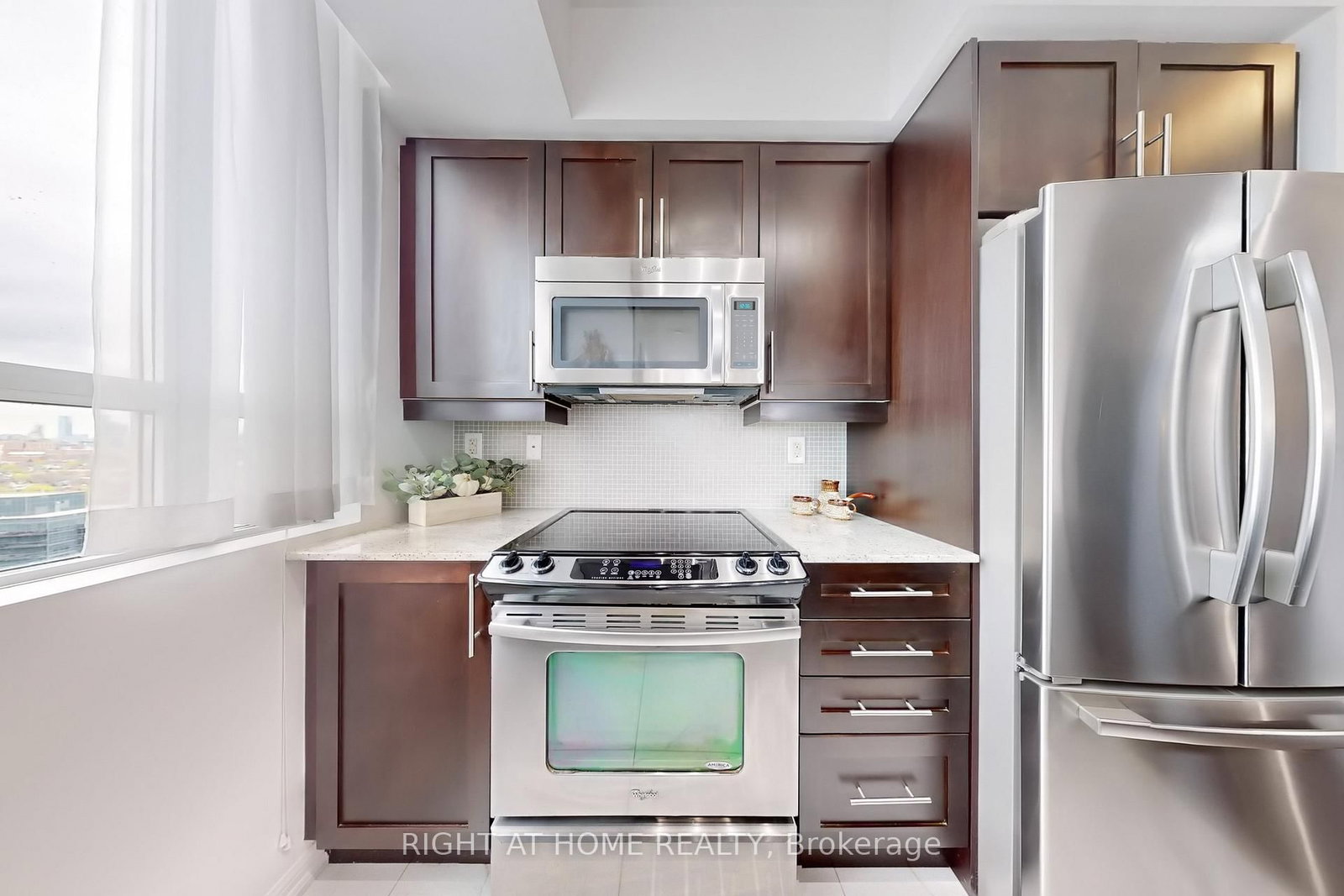 125 Western Battery Road, Unit 2415 - Photo 17