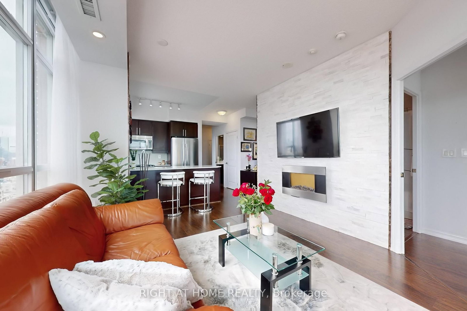 125 Western Battery Road, Unit 2415 - Photo 8