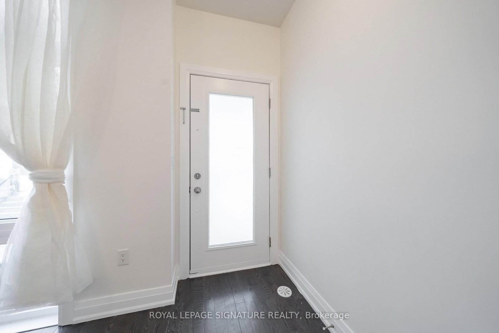 11 Eldora Avenue, Unit 13 - Photo 18