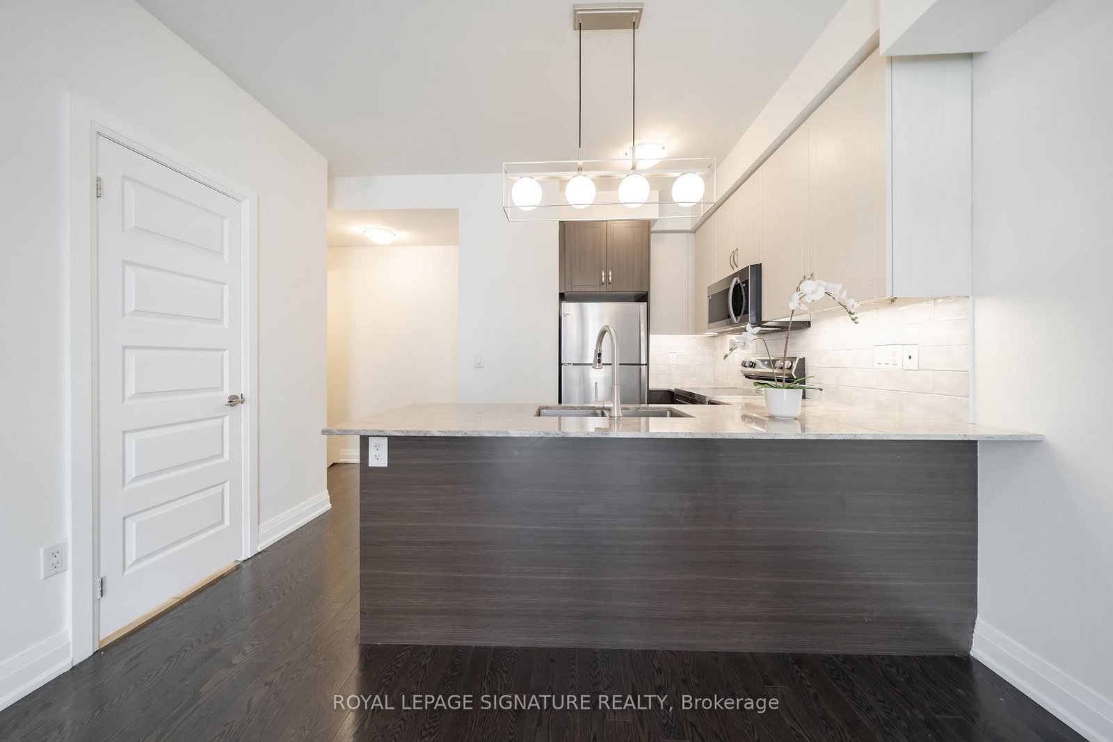 11 Eldora Avenue, Unit 13 - Photo 5
