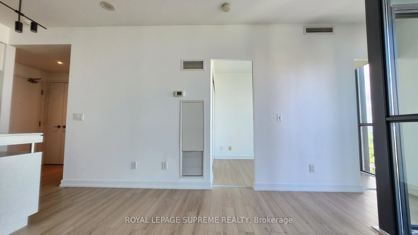 110 Charles Street E, Unit 3109 - Photo 12