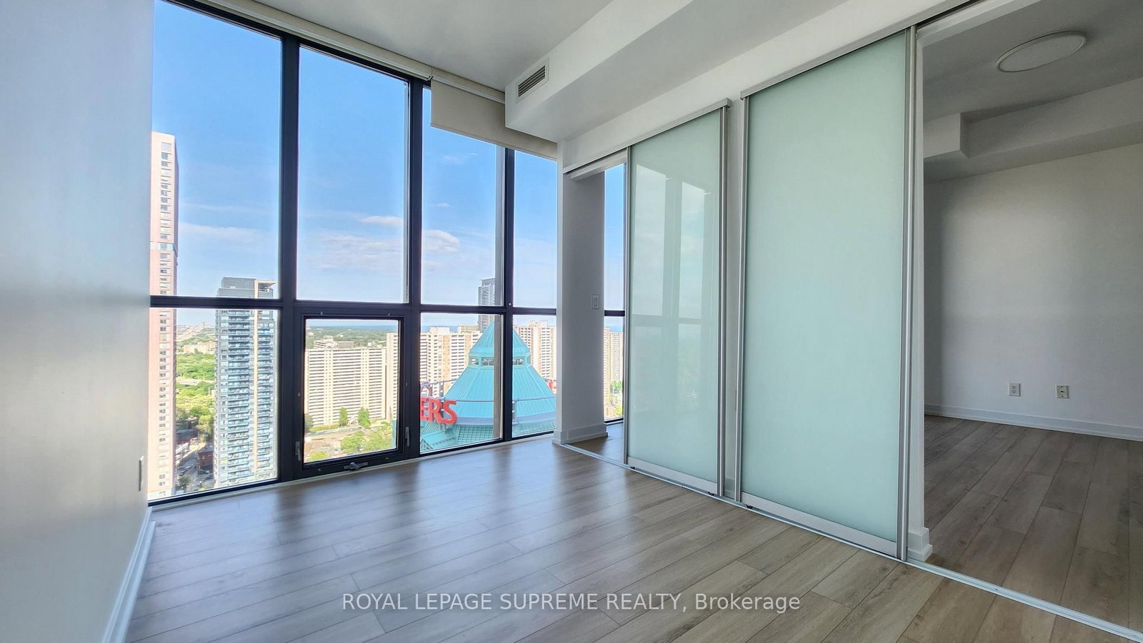 110 Charles Street E, Unit 3109 - Photo 15