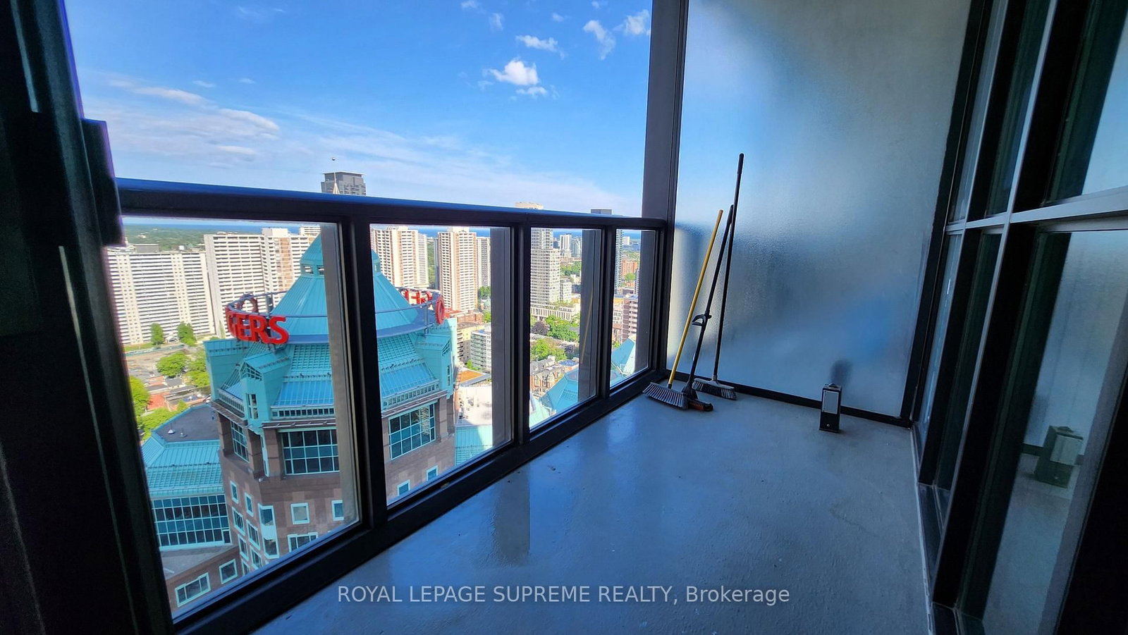 110 Charles Street E, Unit 3109 - Photo 16