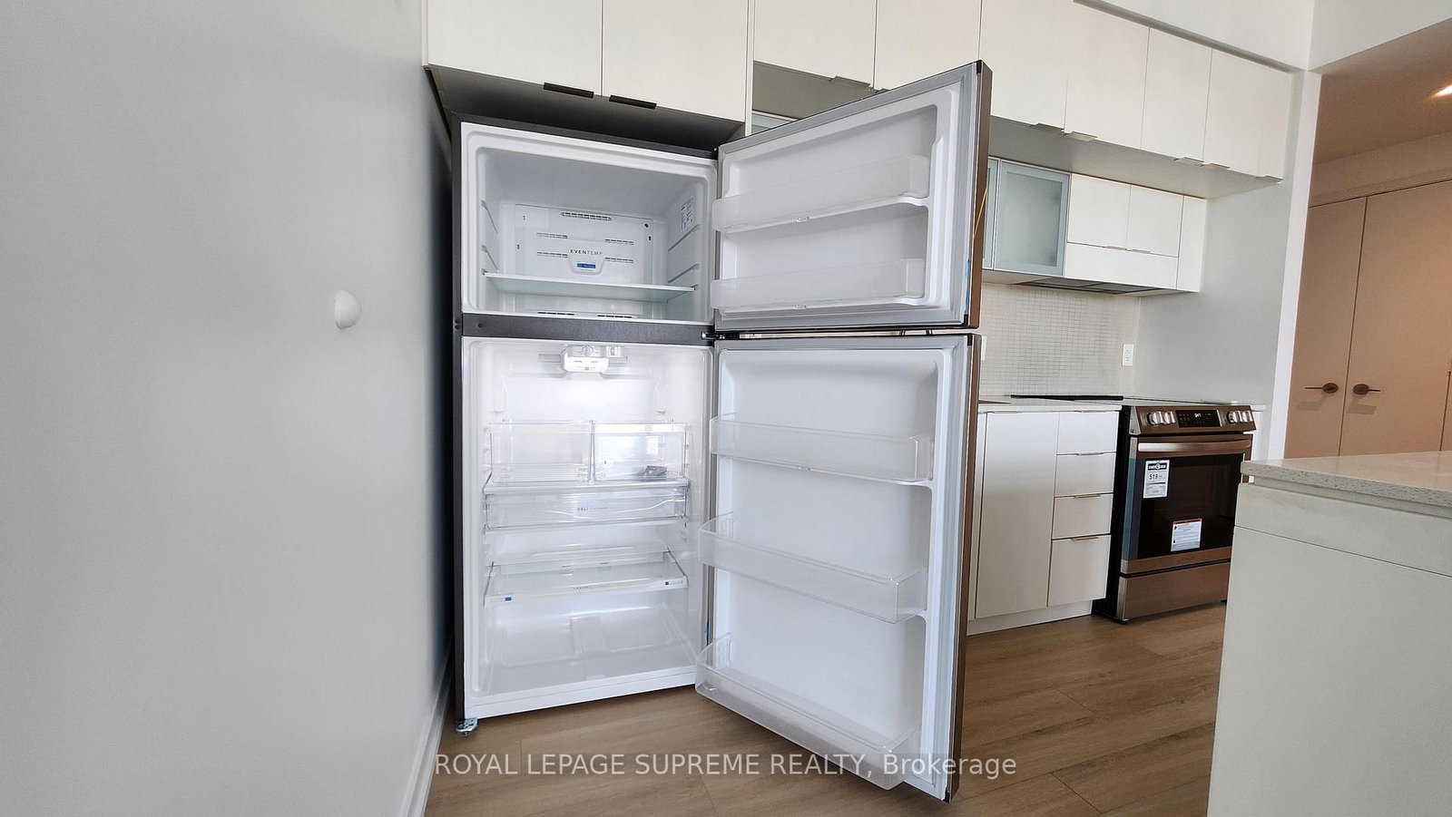 110 Charles Street E, Unit 3109 - Photo 5