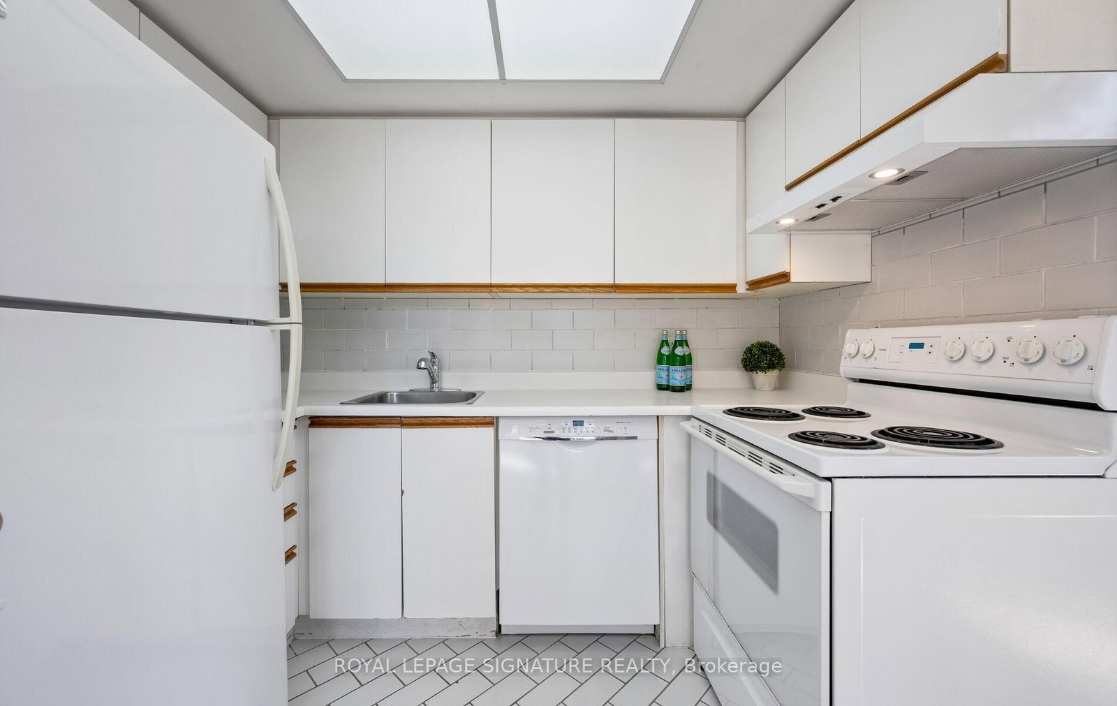 1210 Don Mills Road, Unit 423 - Photo 21