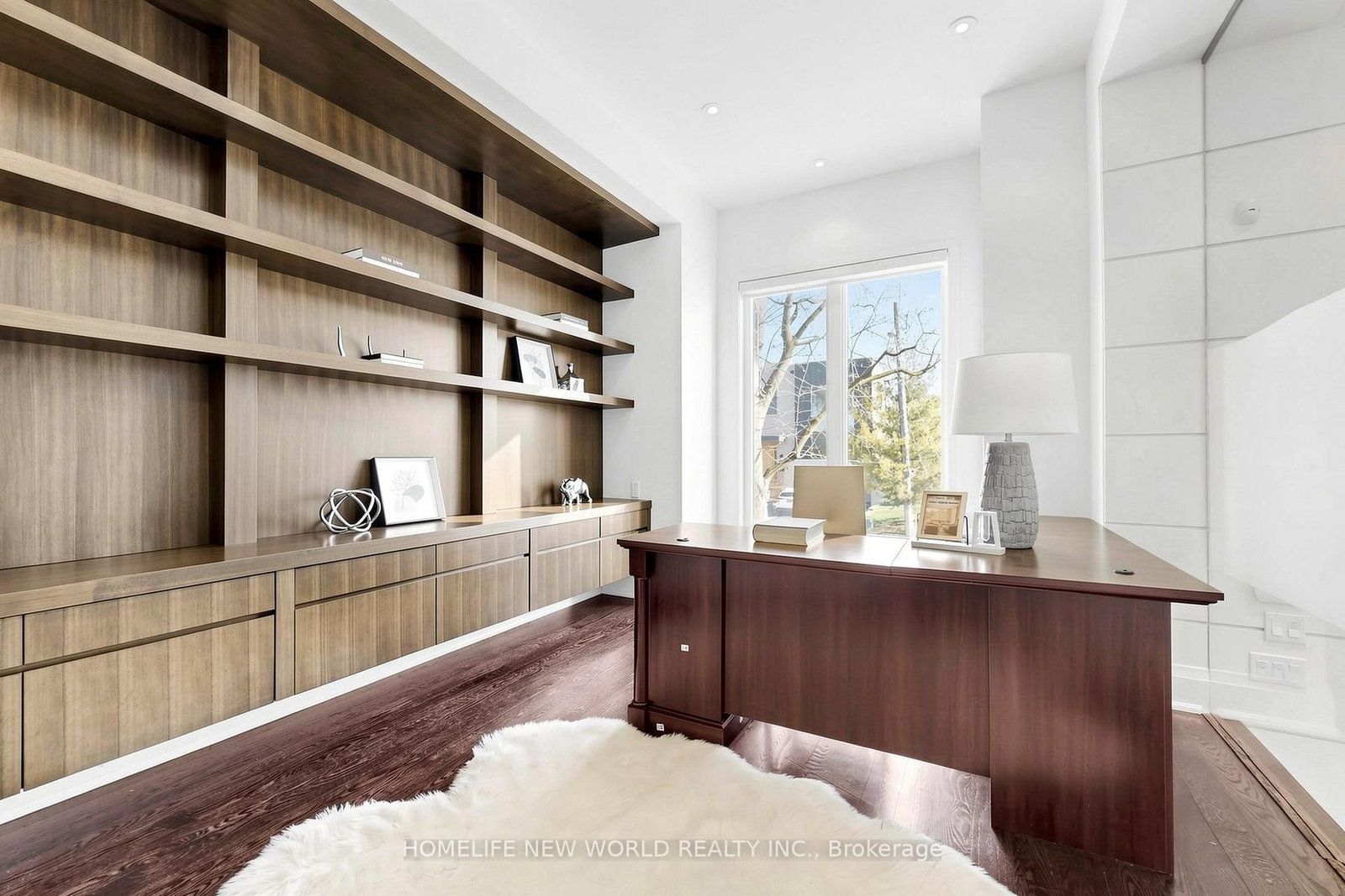 220 Roe Avenue - Photo 10