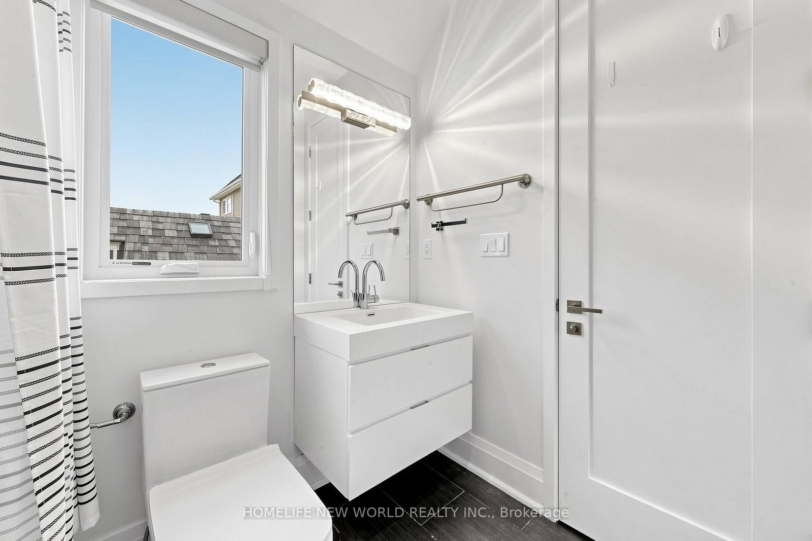 220 Roe Avenue - Photo 23