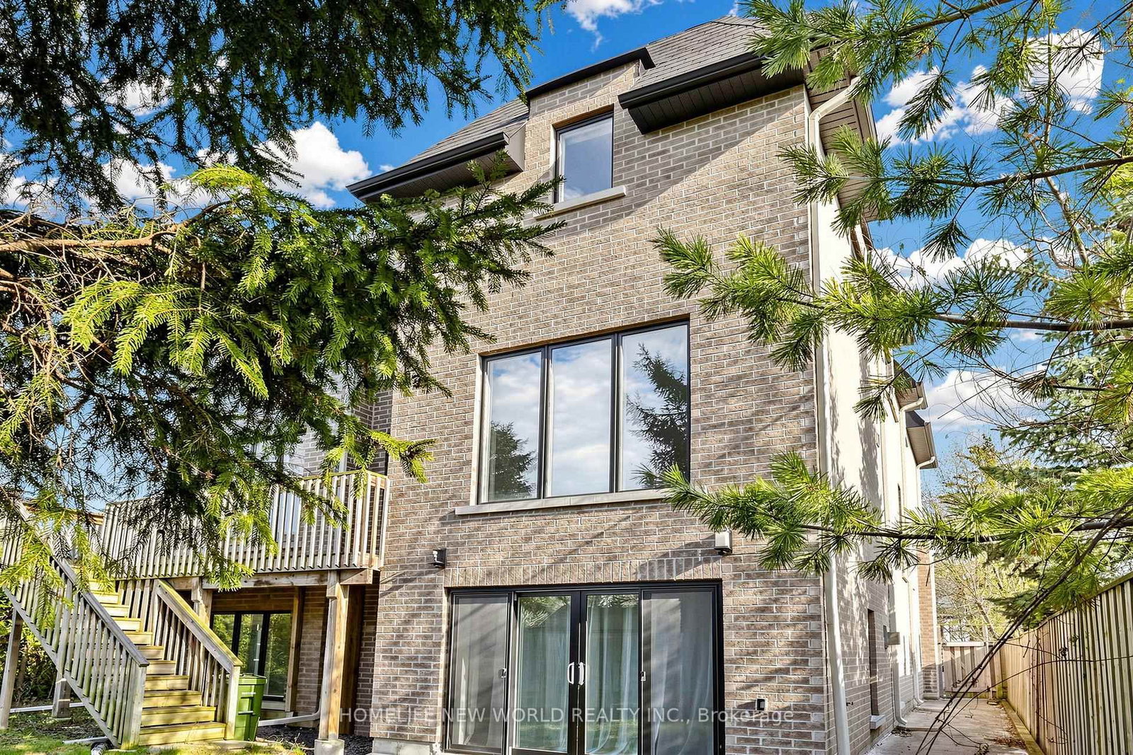 220 Roe Avenue - Photo 31