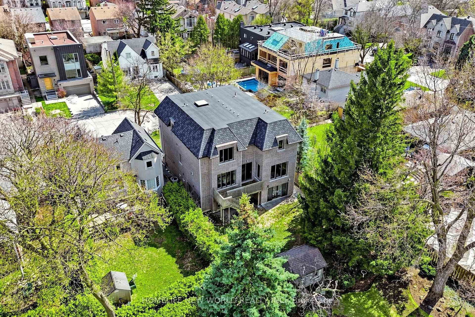 220 Roe Avenue - Photo 33