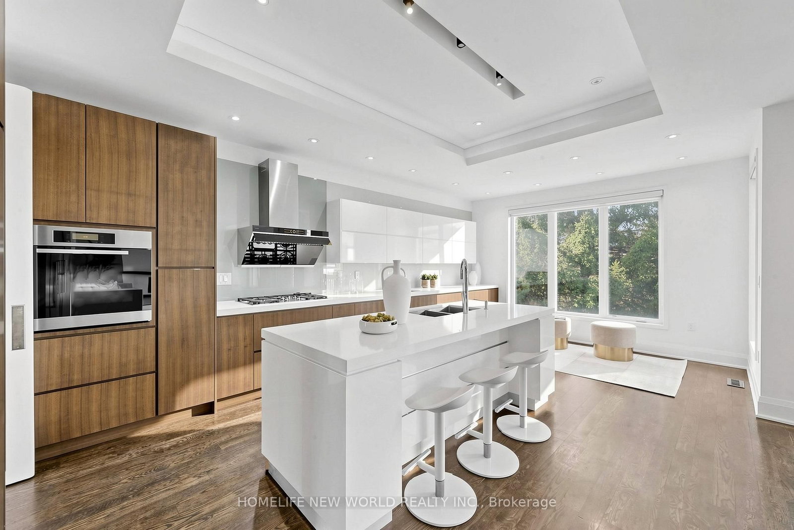 220 Roe Avenue - Photo 6