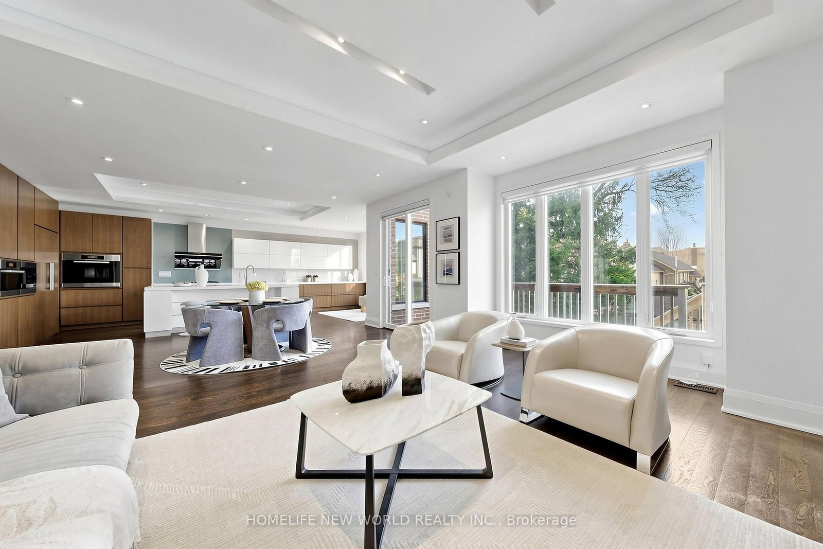 220 Roe Avenue - Photo 7