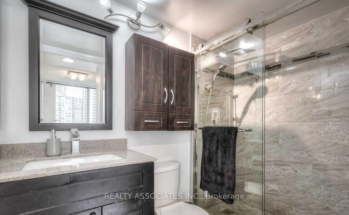 15 Northtown Way, Unit 629 - Photo 10