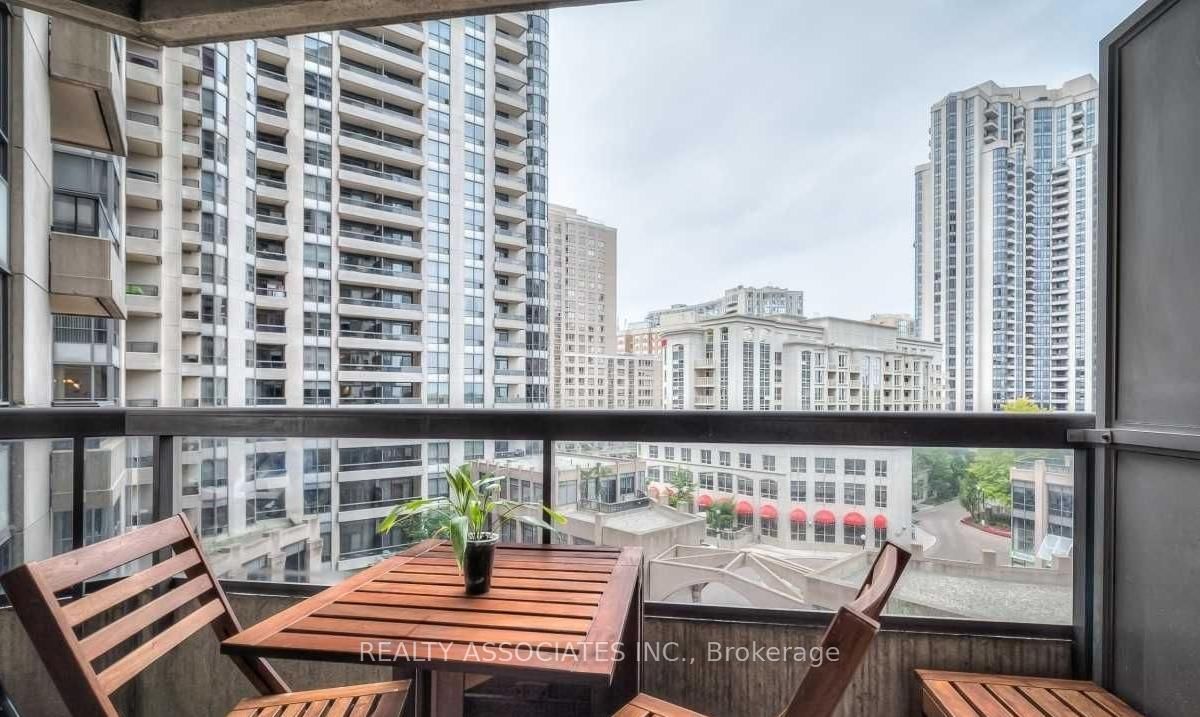 15 Northtown Way, Unit 629 - Photo 11