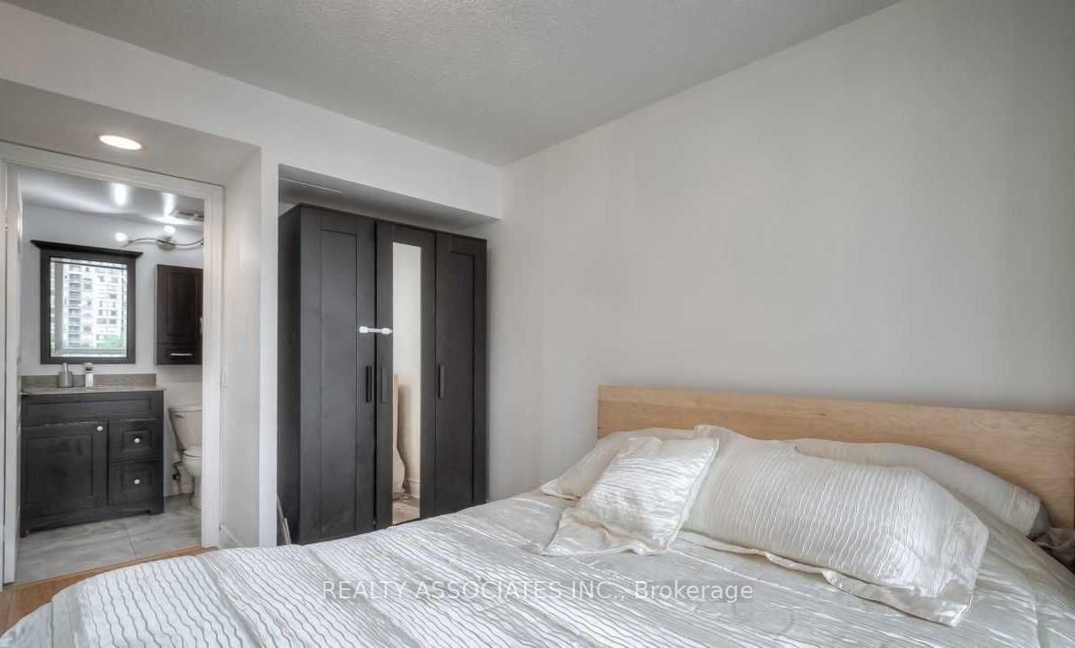 15 Northtown Way, Unit 629 - Photo 5
