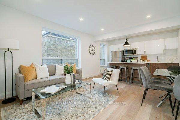 2707 Yonge Street, Unit 107