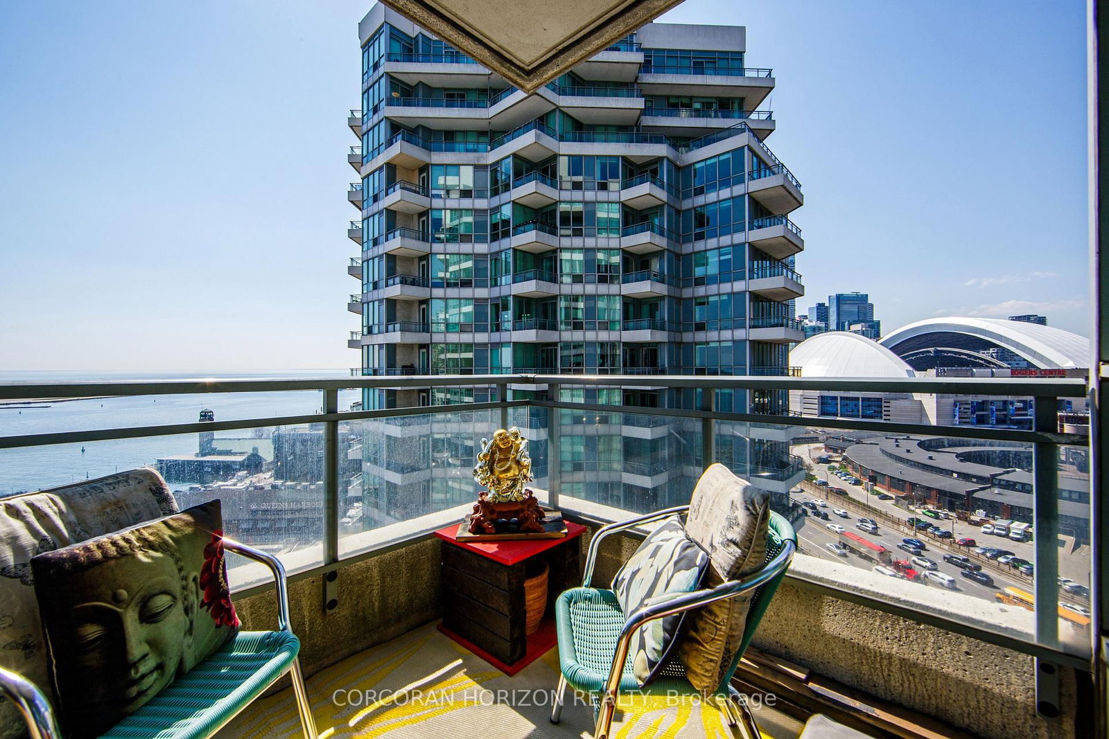 228 Queens Quay W, Unit 2009 - Photo 16