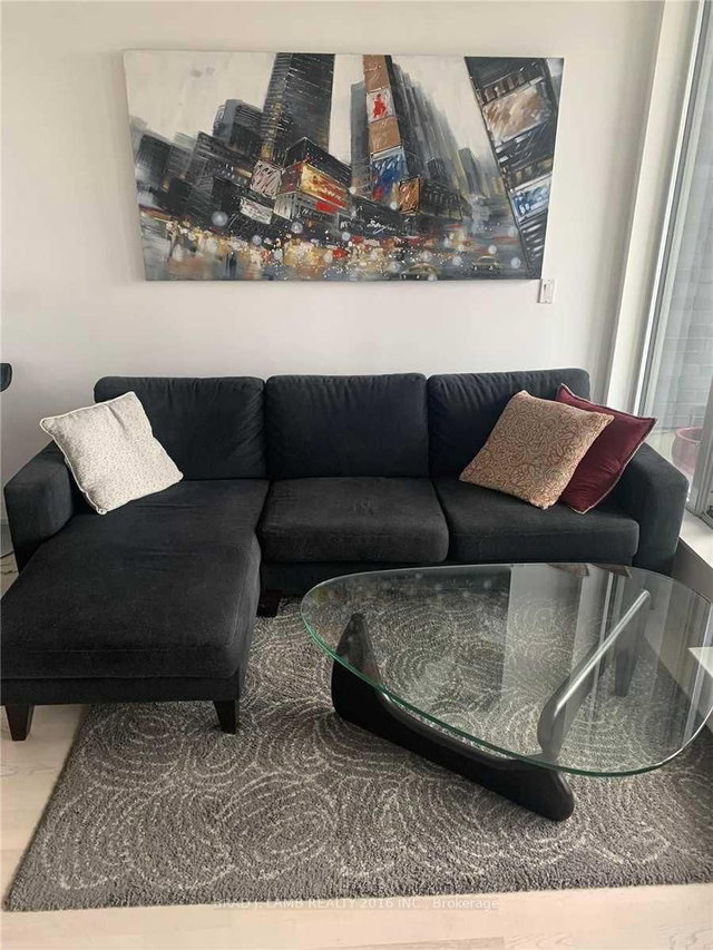 513 - 20 Minowan Miikan Lane