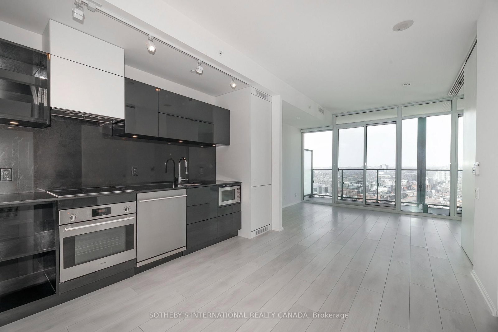 125 Peter Street, Unit 2603 - Photo 11