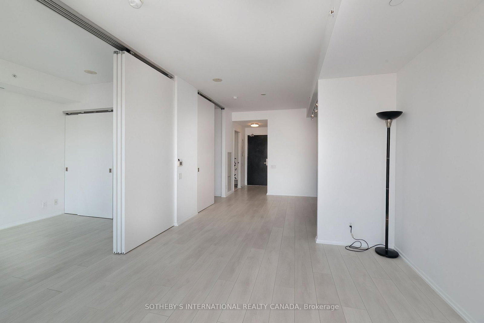 125 Peter Street, Unit 2603 - Photo 8