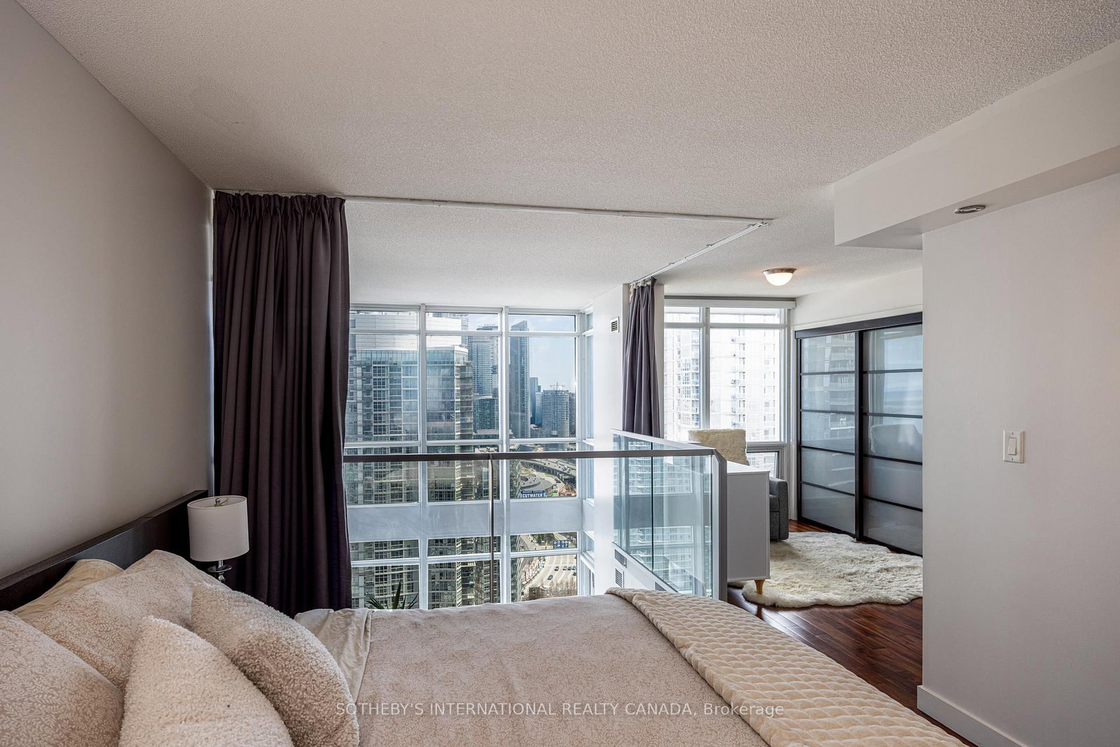 15 Fort York Boulevard, Unit 4308 - Photo 13