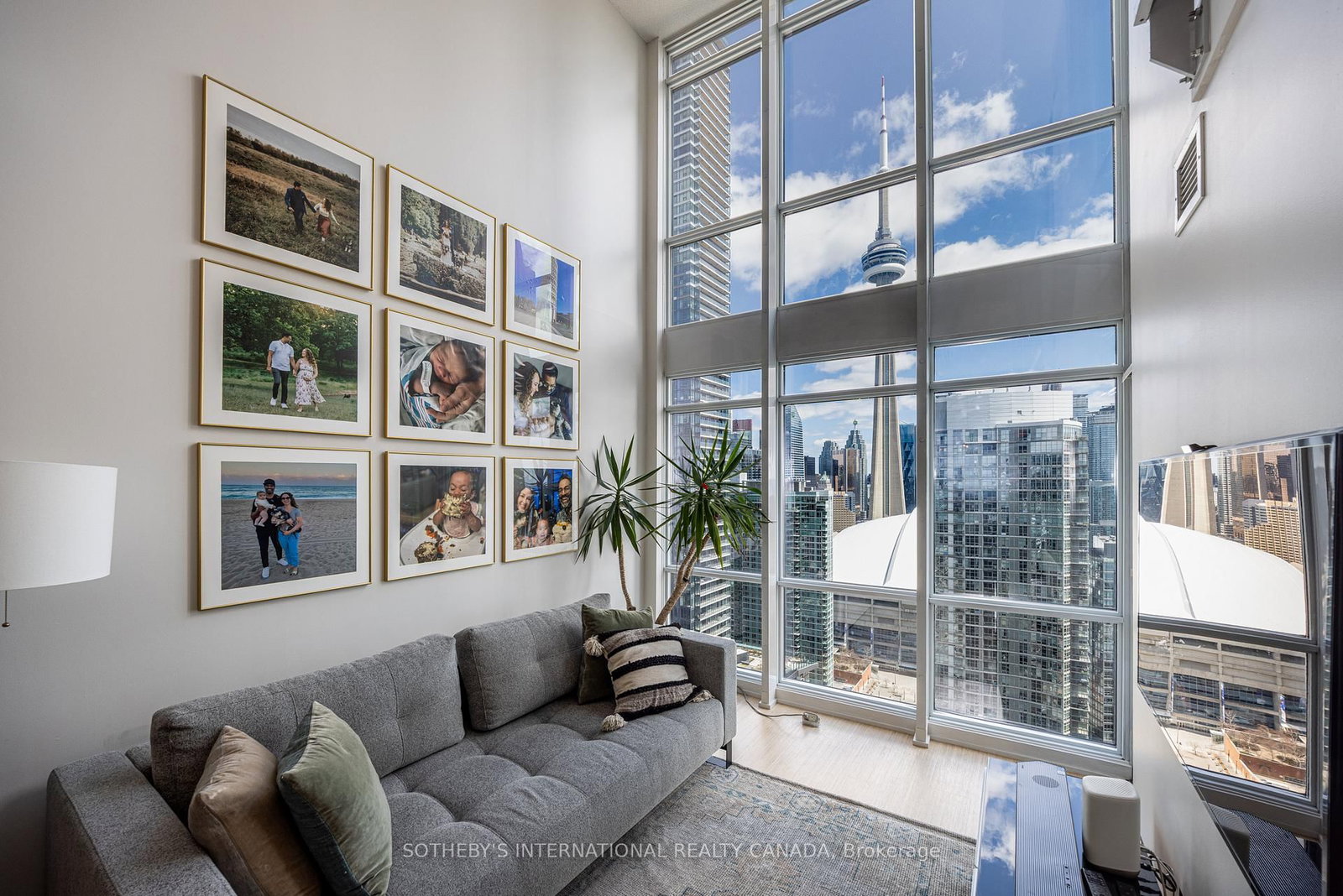 15 Fort York Boulevard, Unit 4308 - Photo 4