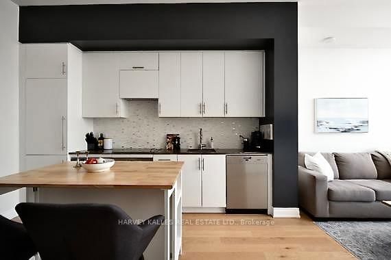 23 Glebe Road W, Unit 709 - Photo 14