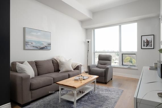 23 Glebe Road W, Unit 709 - Photo 8