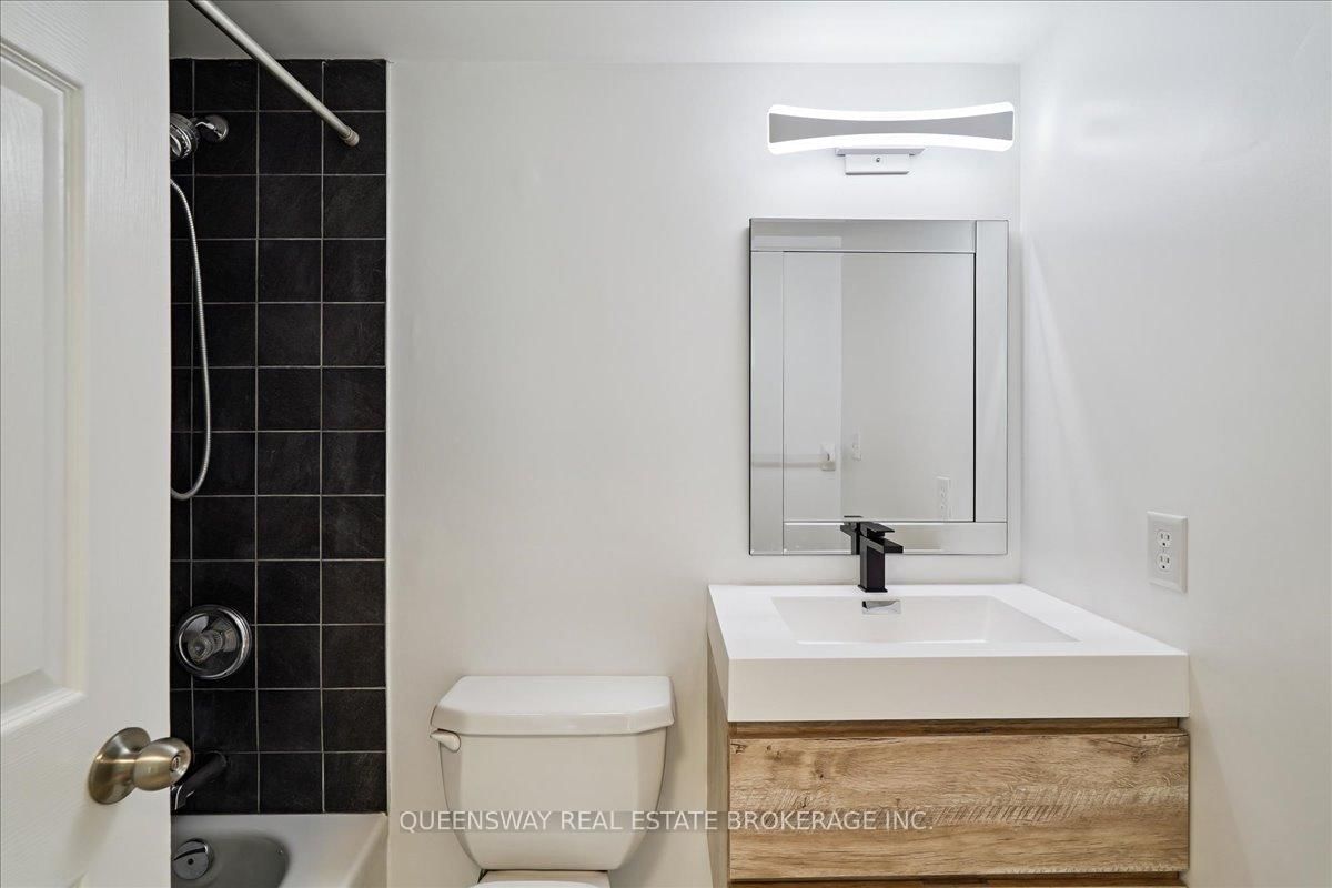 28 Pemberton Avenue, Unit 200 - Photo 8