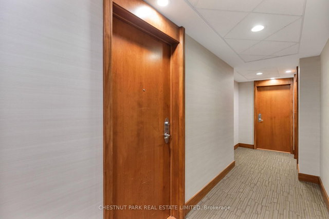 516E - 500 Queens Quay W