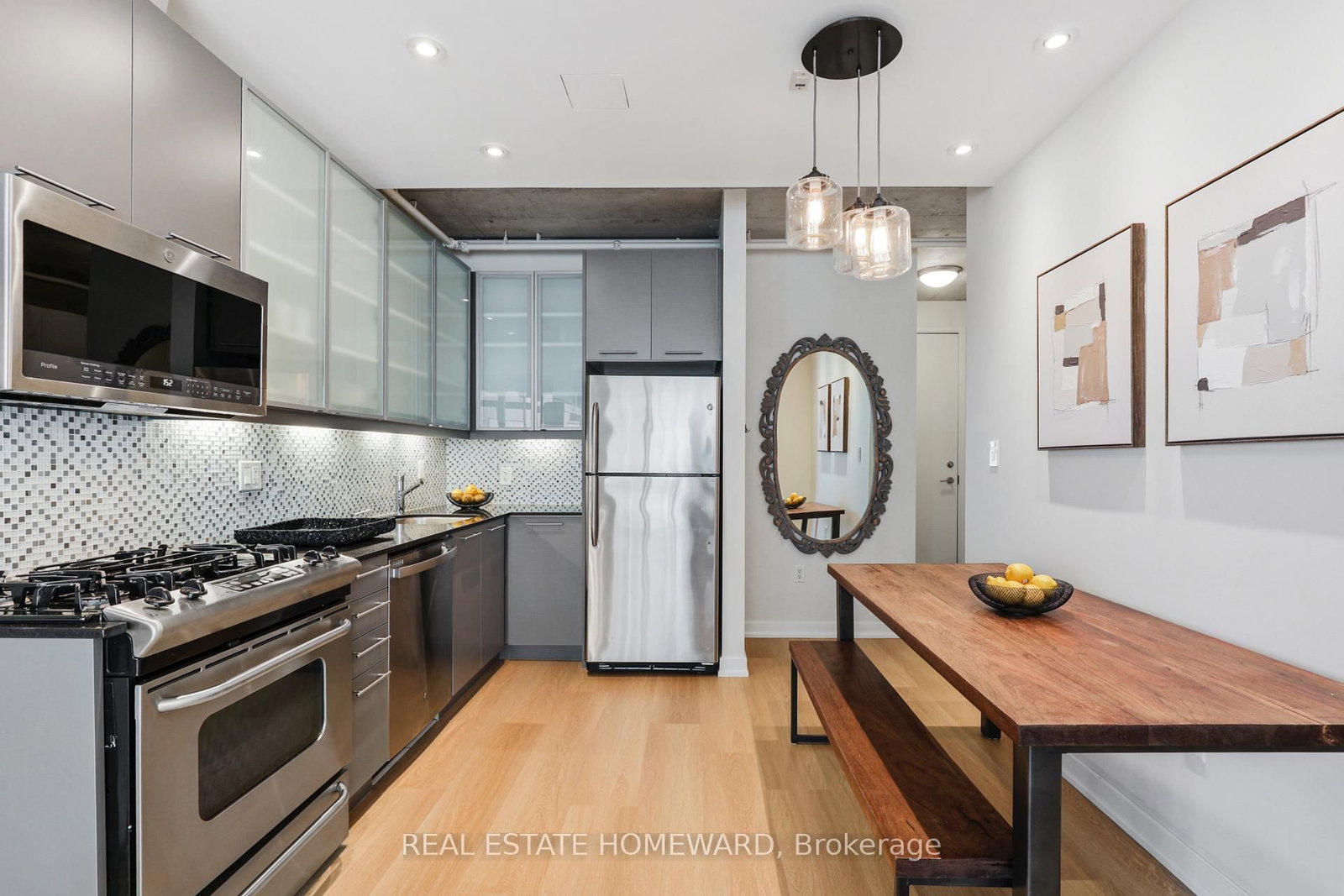 533 W Richmond Street W, Unit # 704 - Photo 13