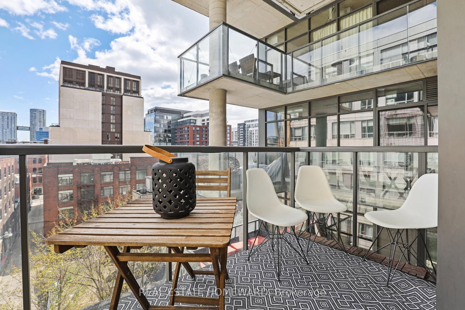 533 W Richmond Street W, Unit # 704 - Photo 27