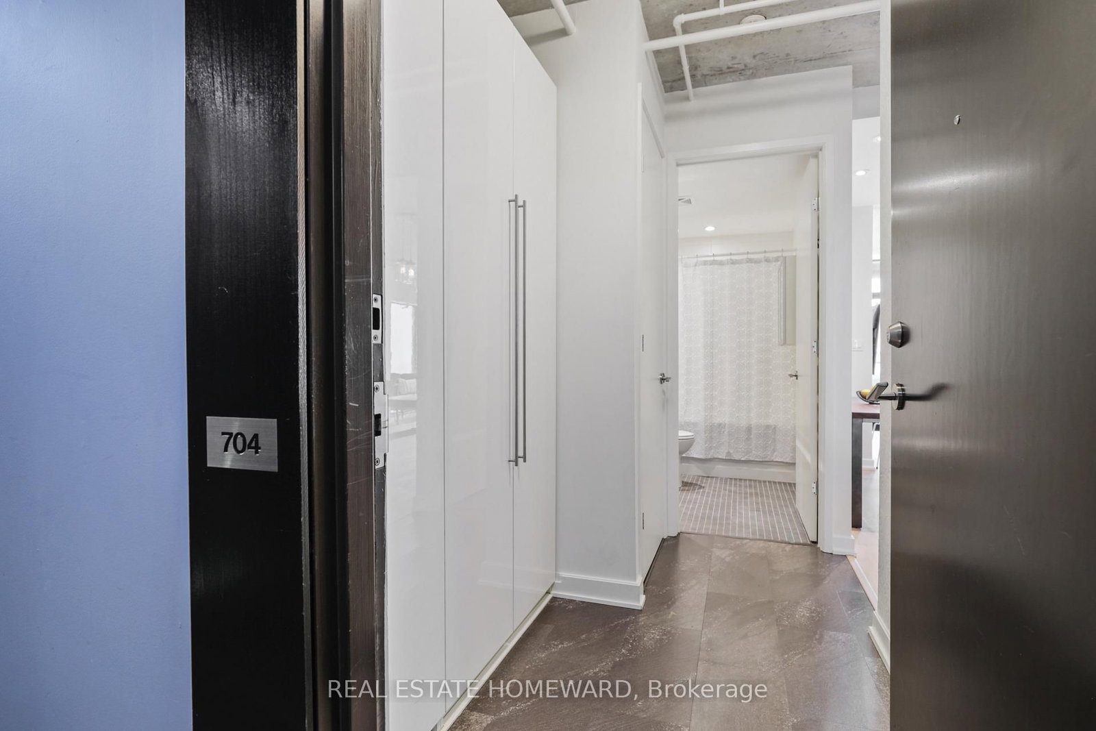 533 W Richmond Street W, Unit # 704 - Photo 5