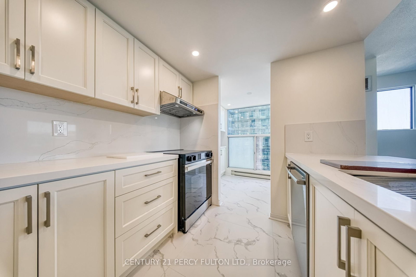 77 Harbour Square, Unit 1508 - Photo 13
