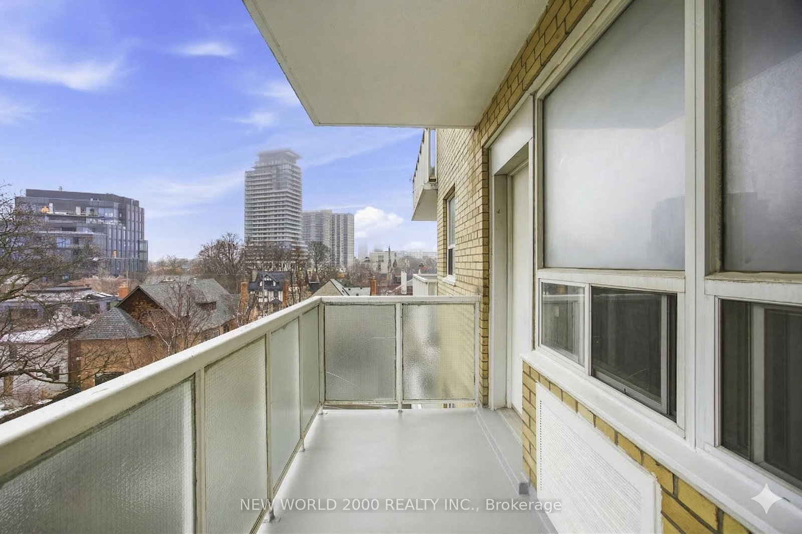 88 Bernard Avenue, Unit 1007 - Photo 4