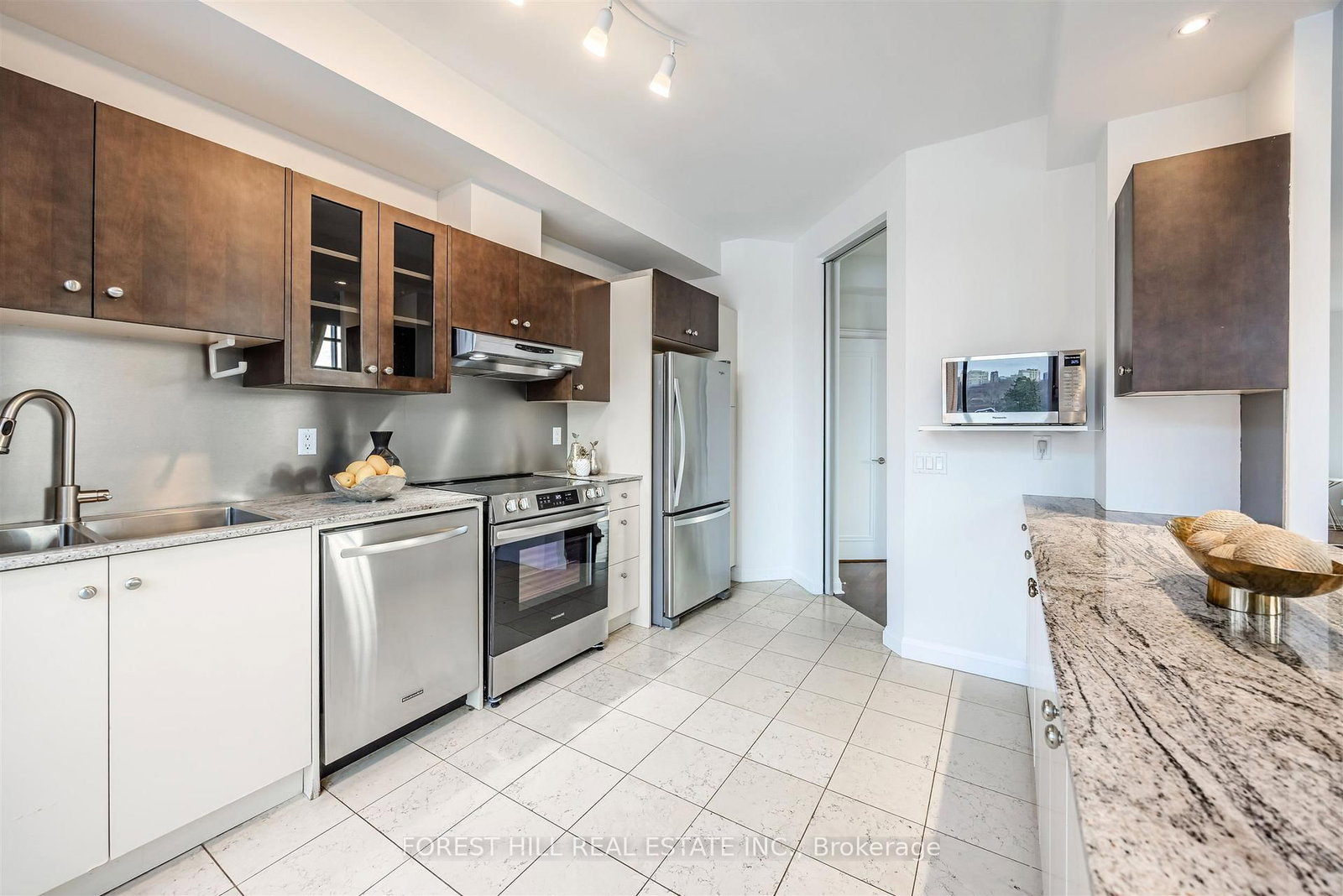 3 McAlpine Street, Unit 501 - Photo 44