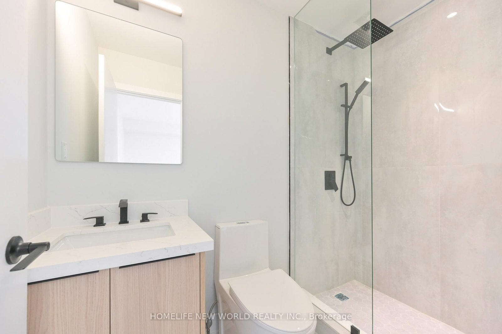 997 Dufferin Street, Unit Upper - Photo 11