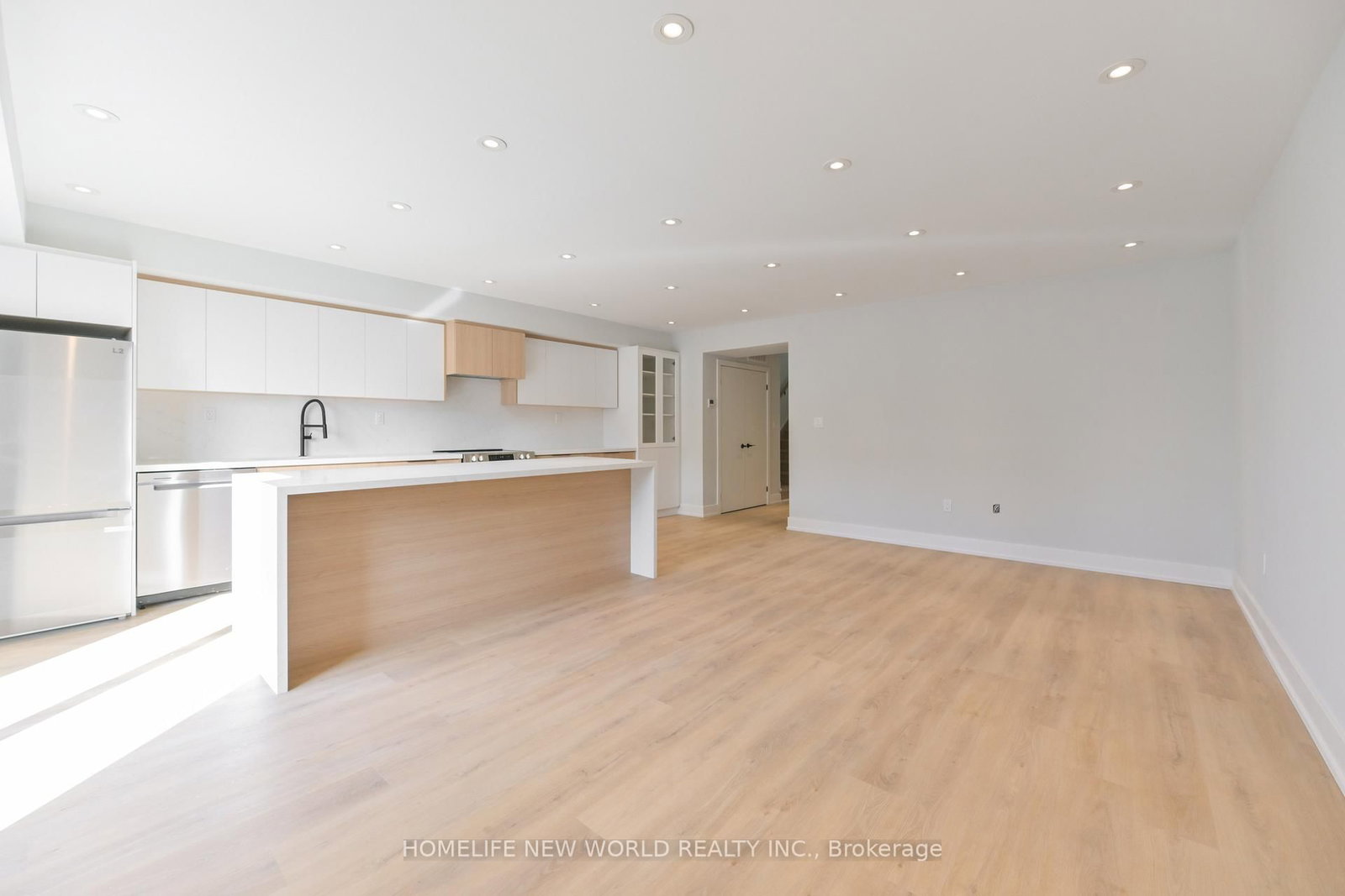 997 Dufferin Street, Unit Upper - Photo 9