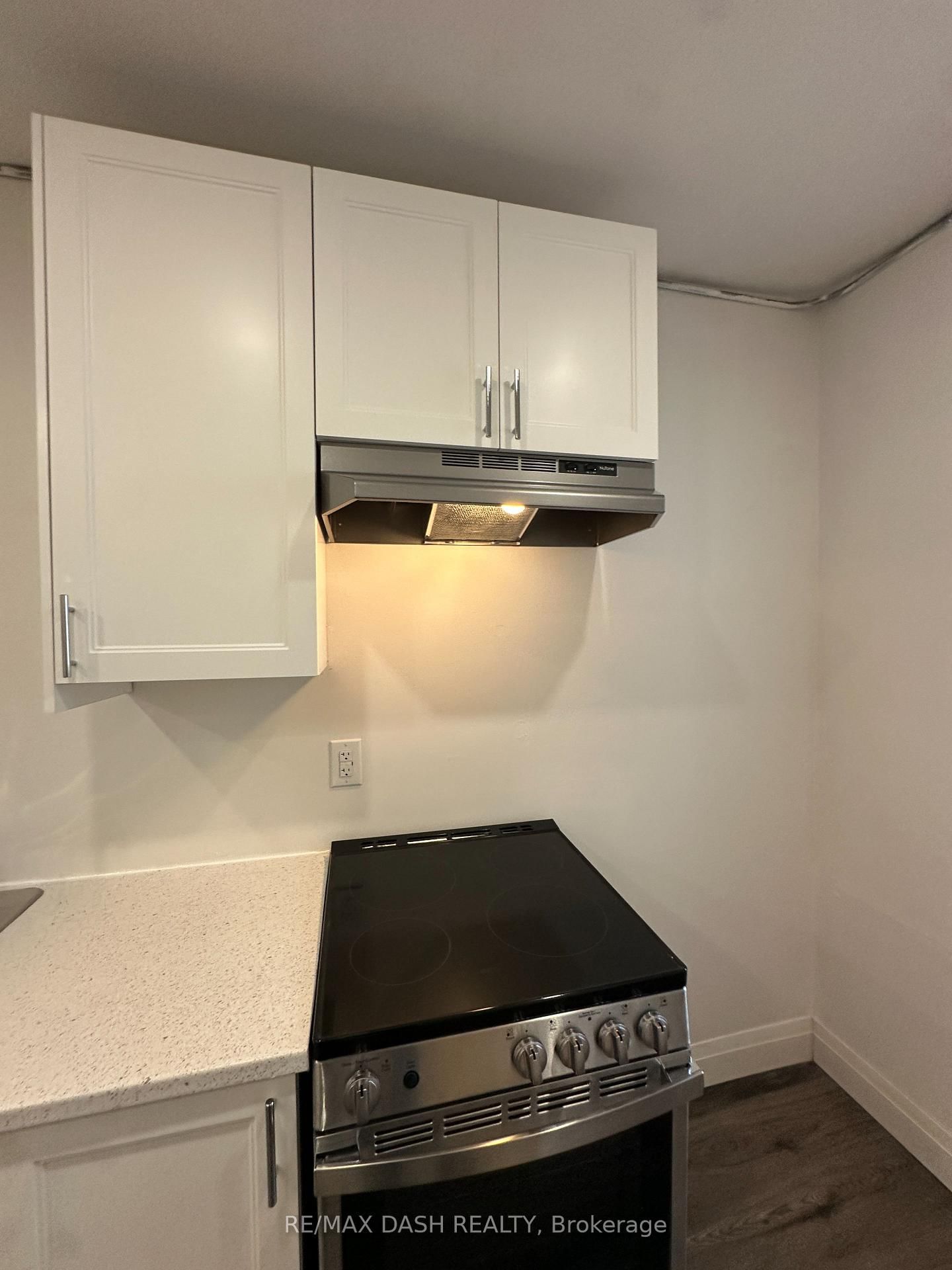 565 Yonge Street, Unit 4FL - Photo 6