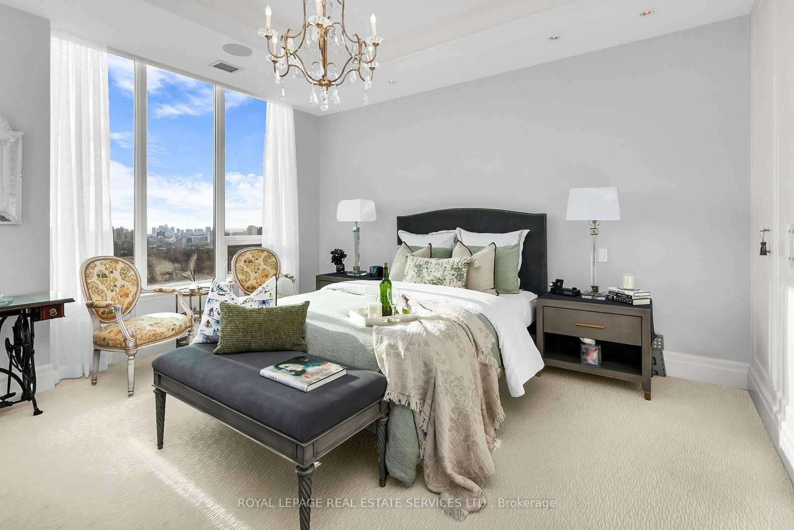 155 St Clair Avenue W, Unit 1701 - Photo 10