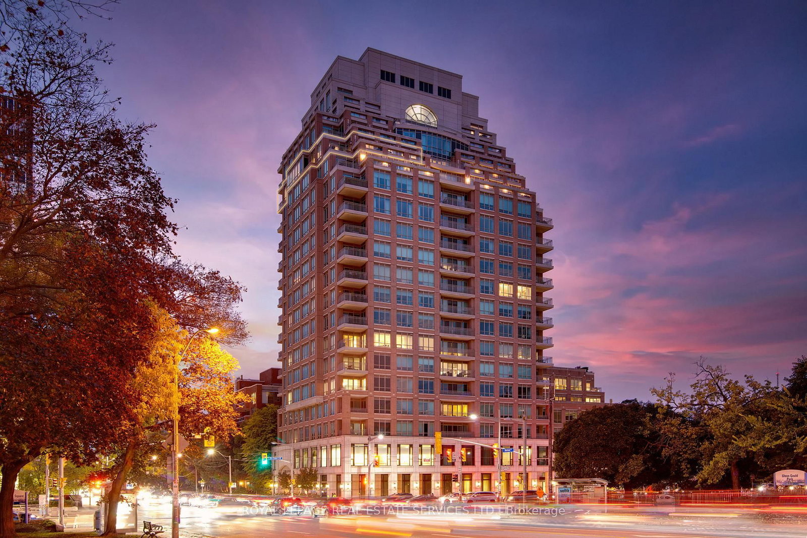 155 St Clair Avenue W, Unit 1701 - Photo 2