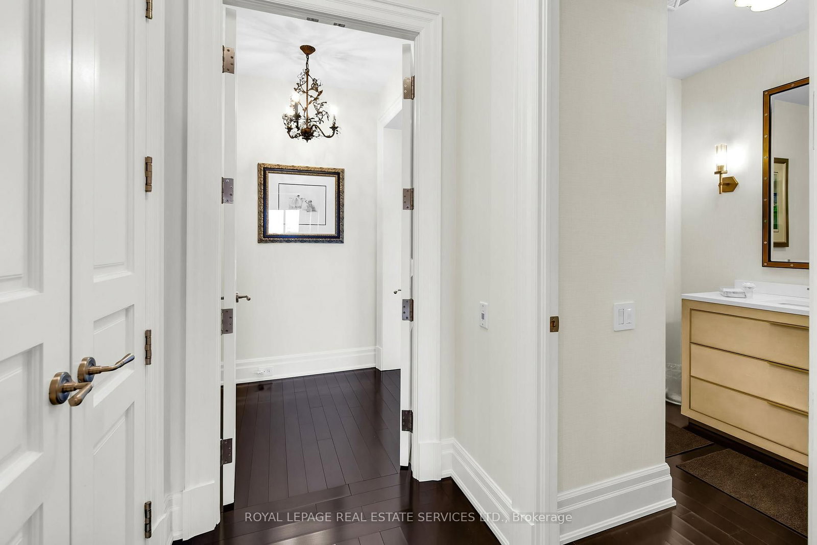 155 St Clair Avenue W, Unit 1701 - Photo 7