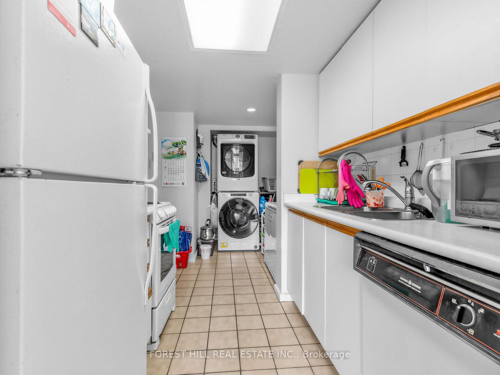 15 Maitland Place, Unit 410 - Photo 6