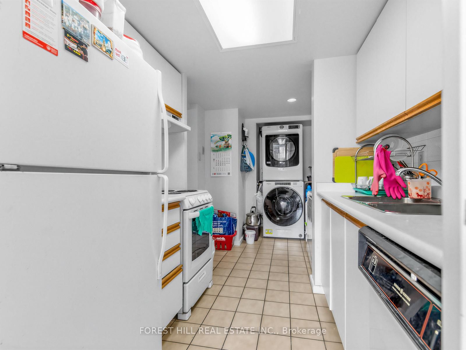 15 Maitland Place, Unit 410 - Photo 7