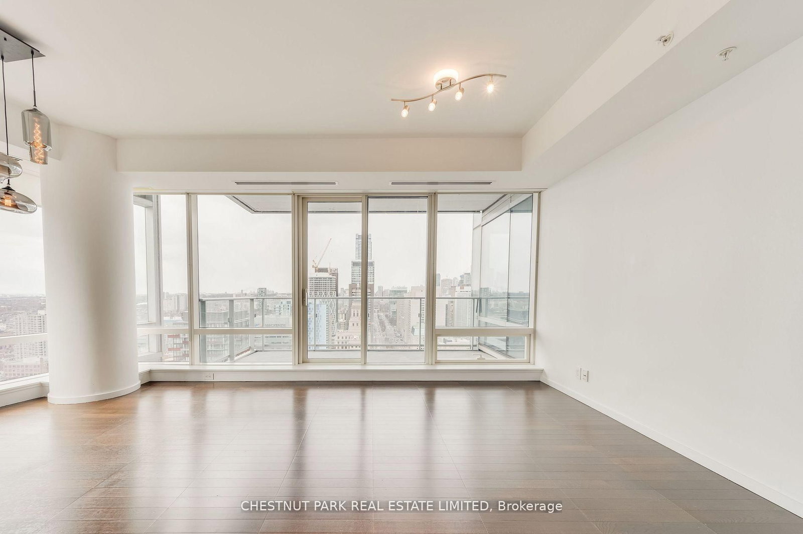 180 University Avenue, Unit 3205 - Photo 8