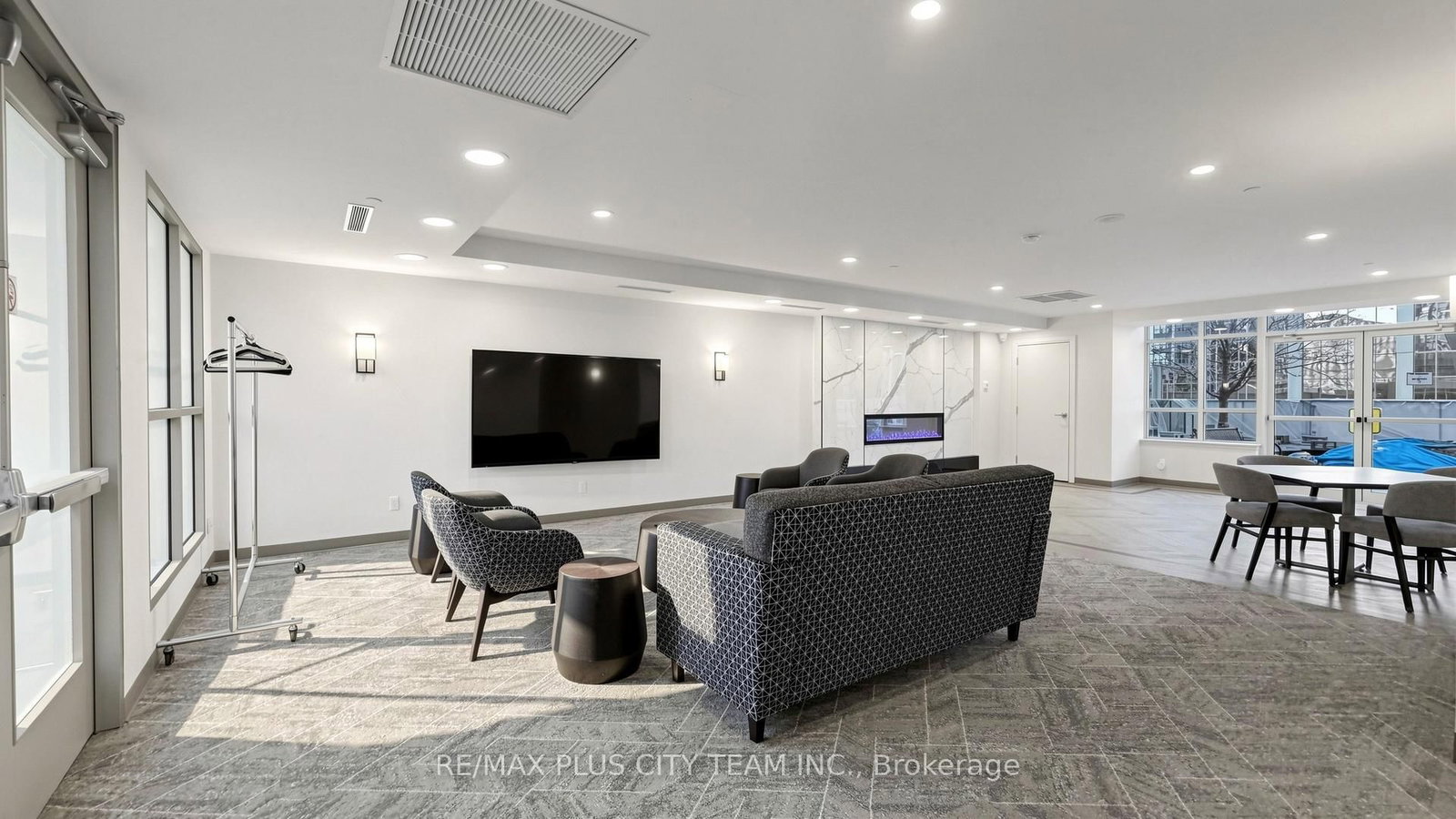 4978 Yonge Street, Unit 2212 - Photo 25