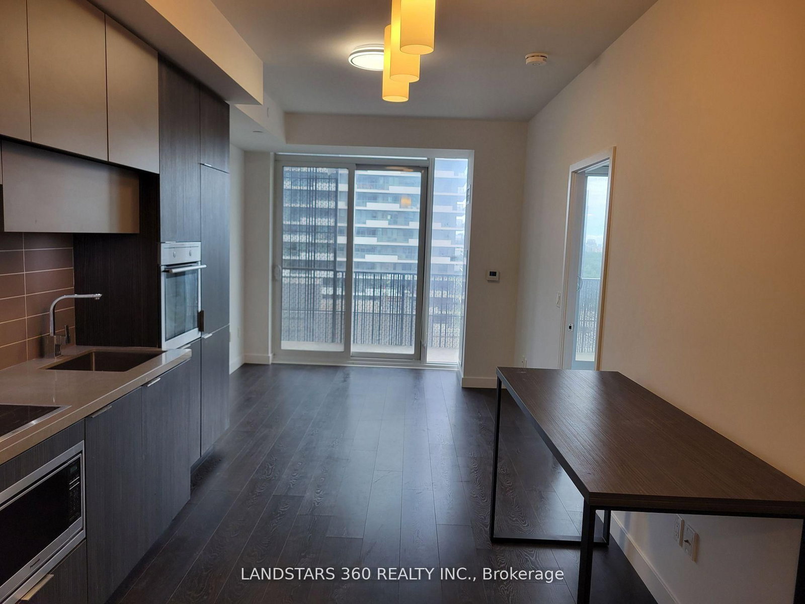 8 Eglinton Avenue E, Unit 1001 - Photo 4
