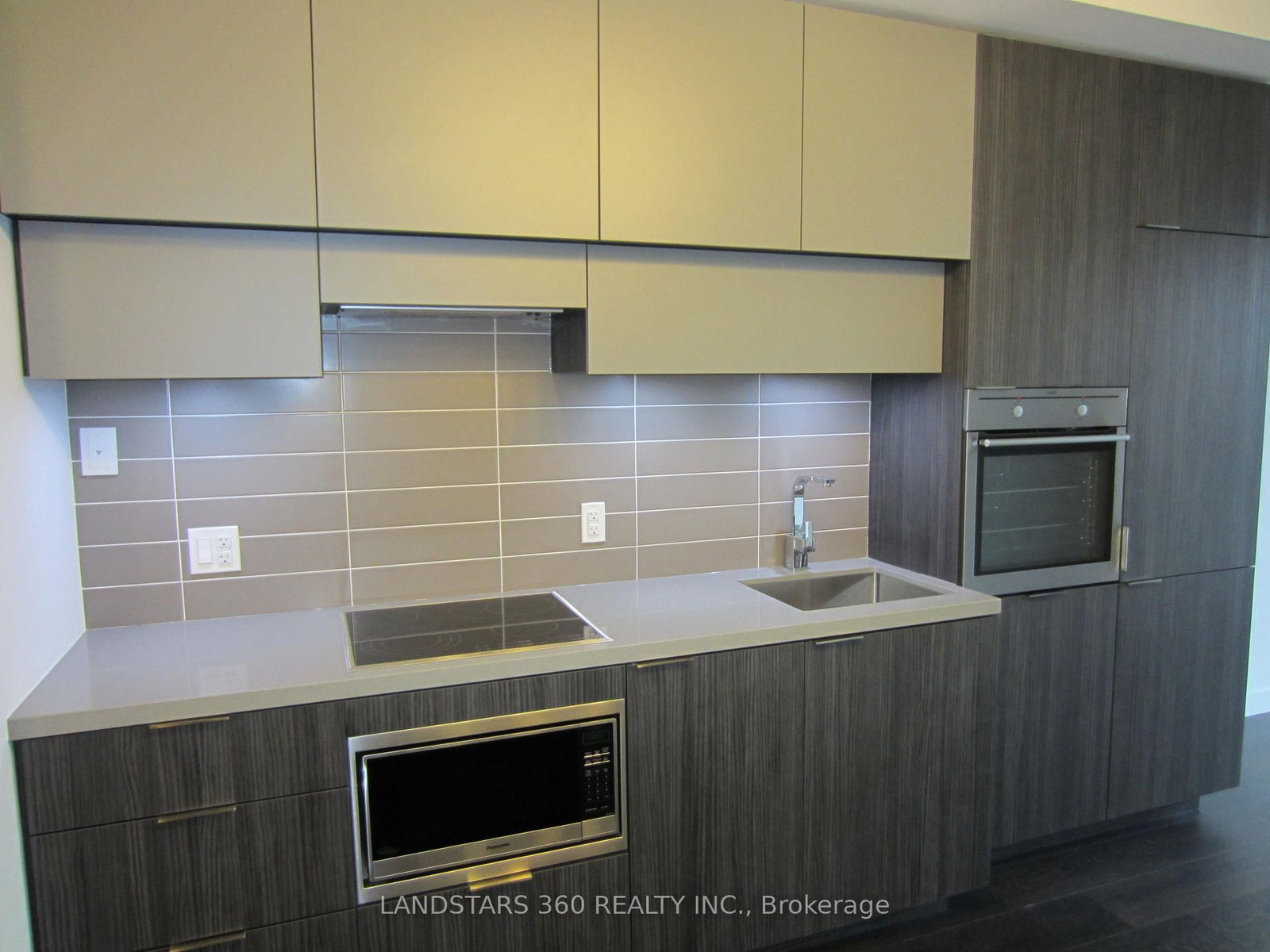 8 Eglinton Avenue E, Unit 1001 - Photo 6