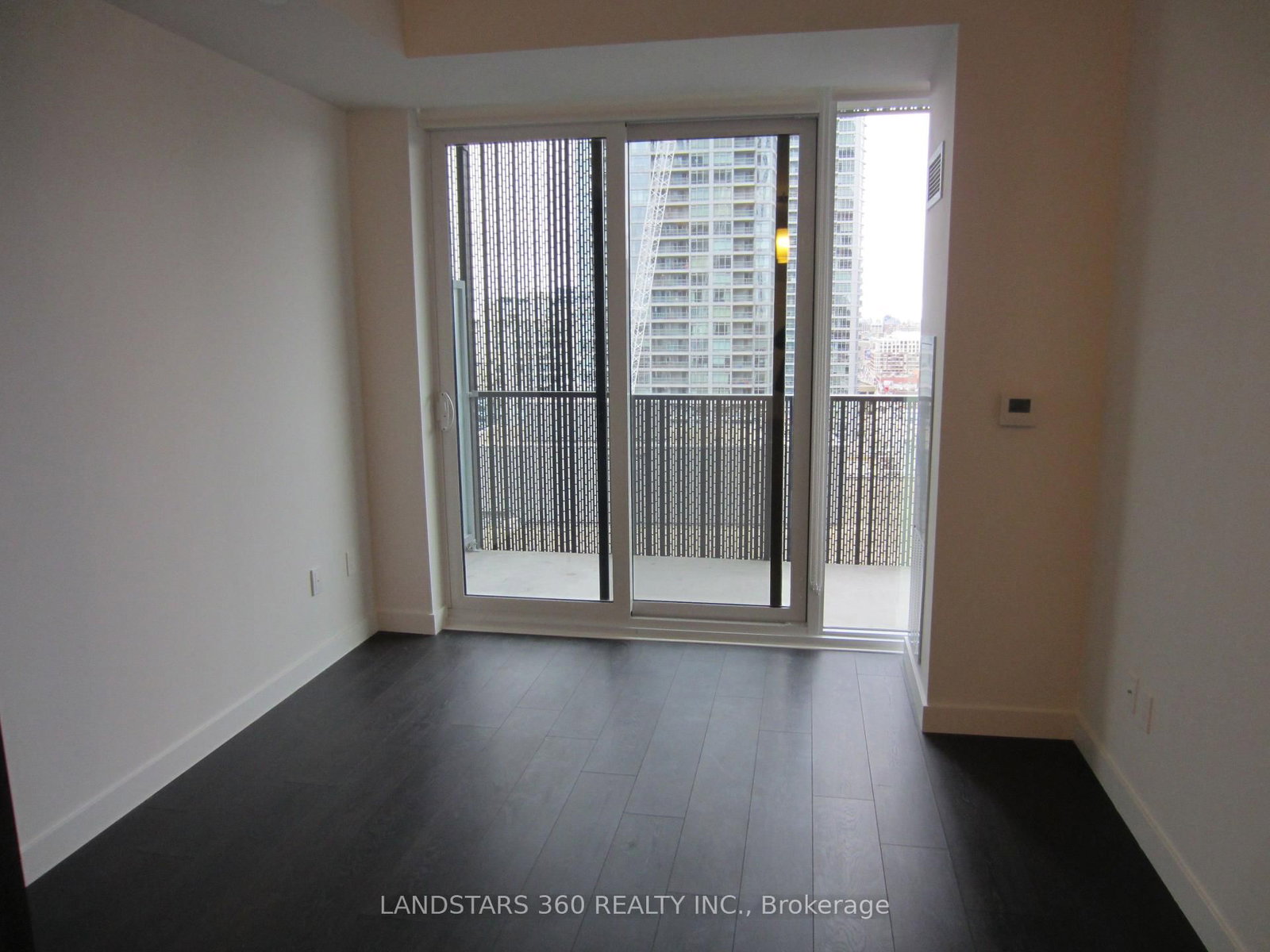8 Eglinton Avenue E, Unit 1001 - Photo 7
