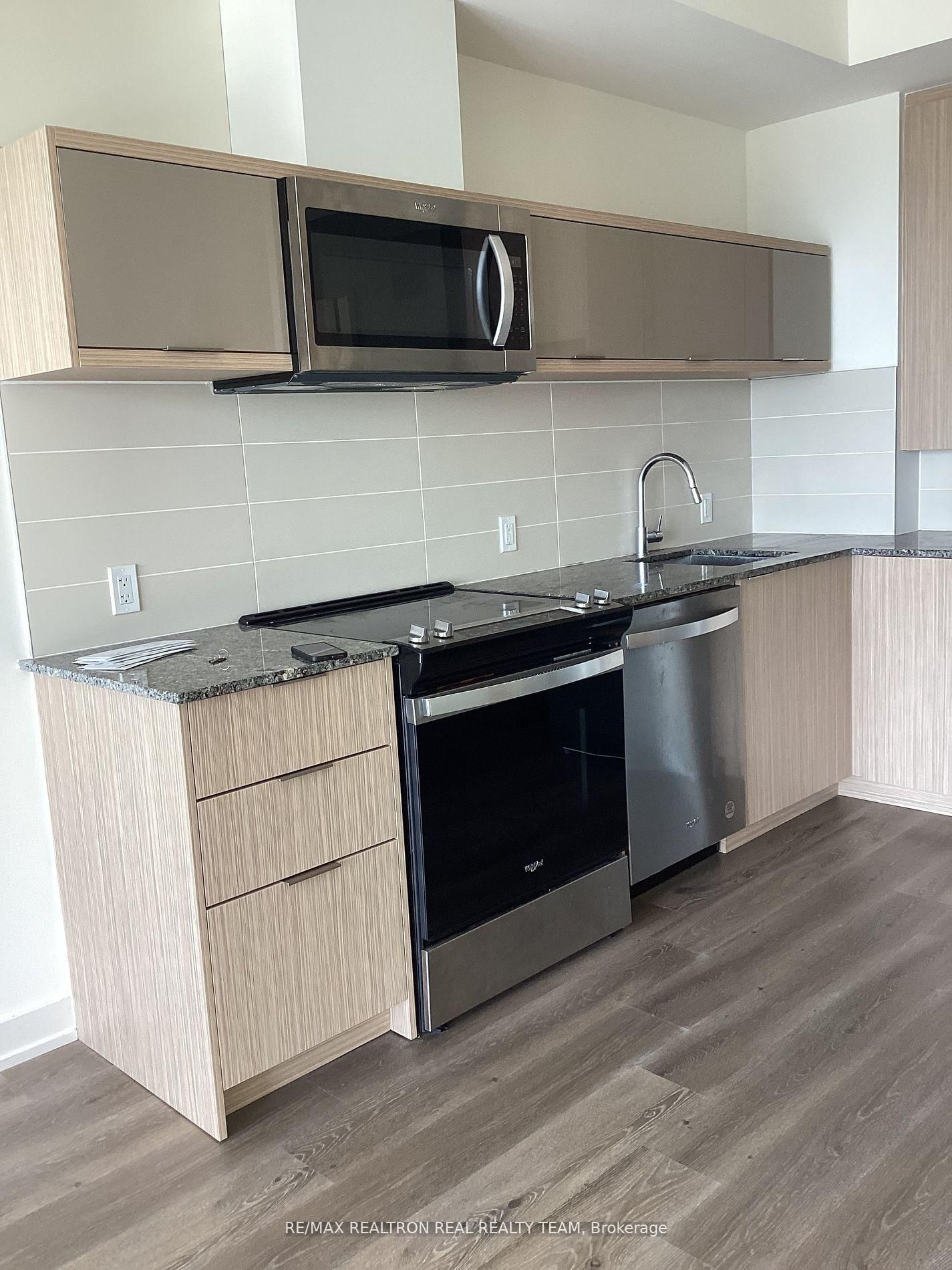 10 Deerlick Court, Unit 1601 - Photo 2