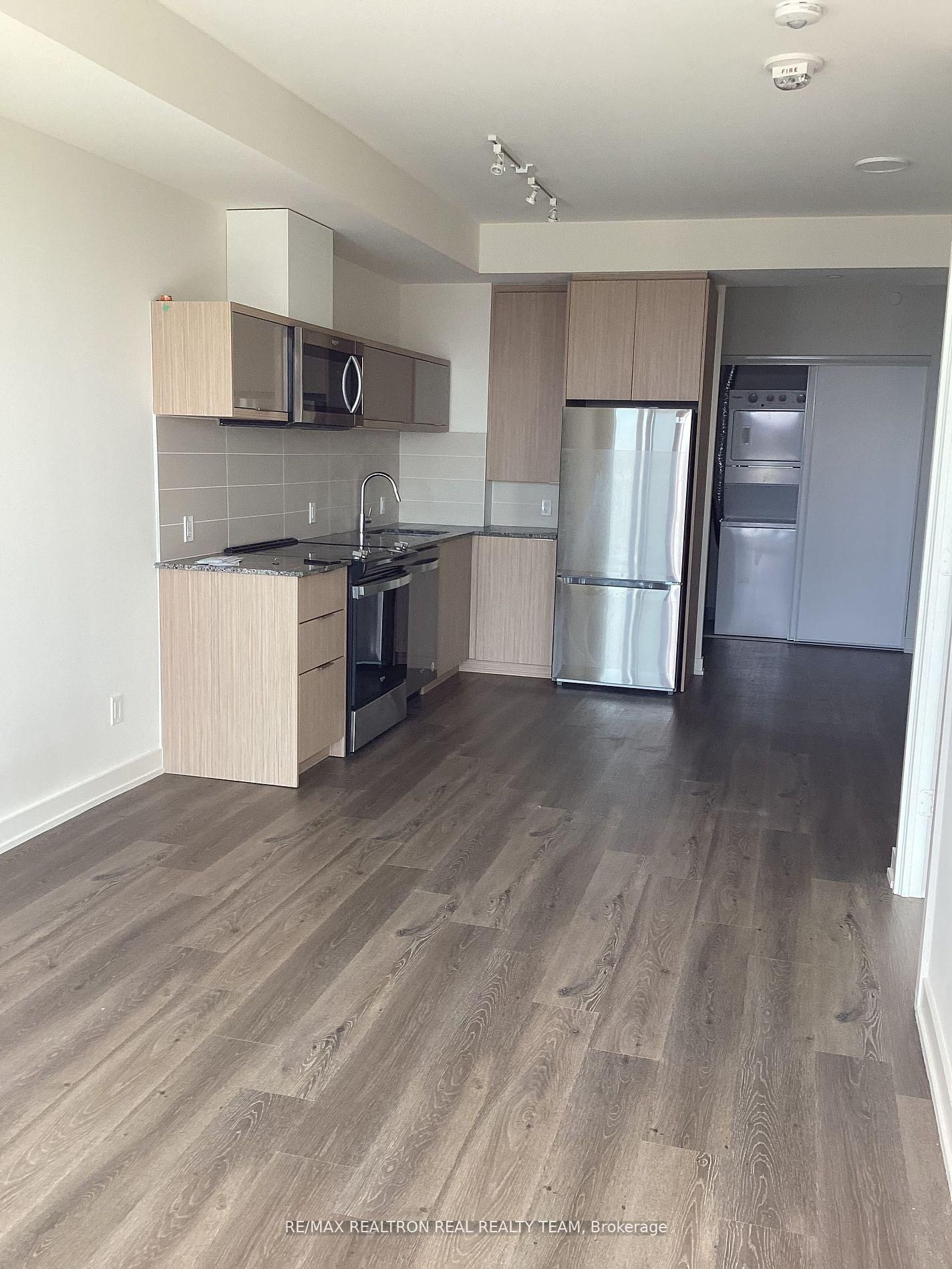 10 Deerlick Court, Unit 1601 - Photo 4